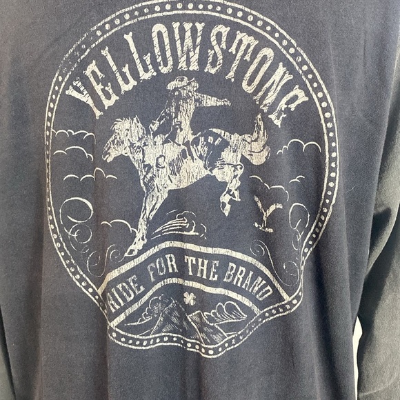 Lucky Brand Yellowstone Baseball Tee Shades of Gray Sz L NWOT - Picture 2 of 5